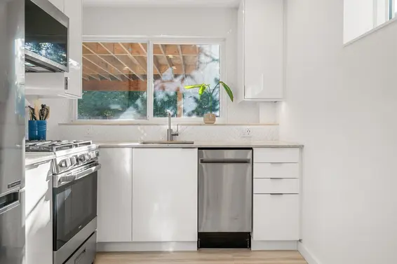 2289 Whitman Avenue, North Vancouver For Sale - image 31