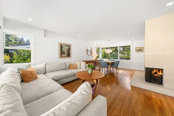 2289 Whitman Avenue, North Vancouver For Sale - image 5