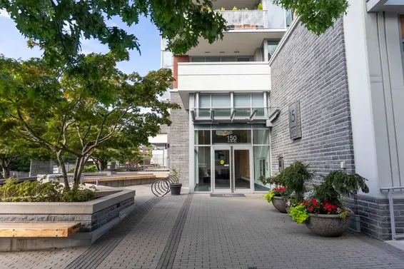 1401 150 West 15th Street, North Vancouver For Sale - image 3