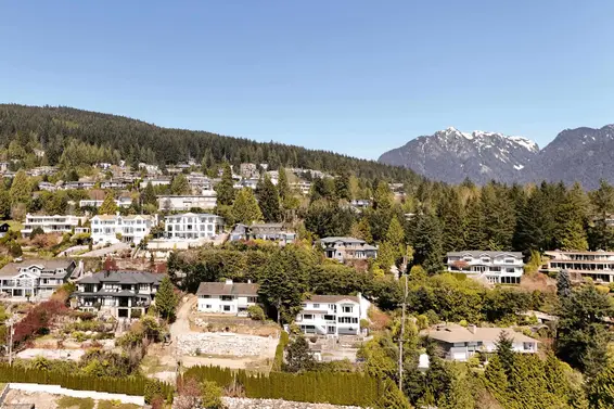 910 Fairmile Road, West Vancouver For Sale - image 12