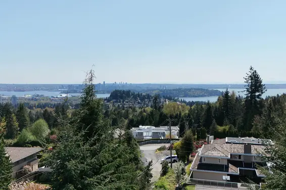 910 Fairmile Road, West Vancouver For Sale - image 5