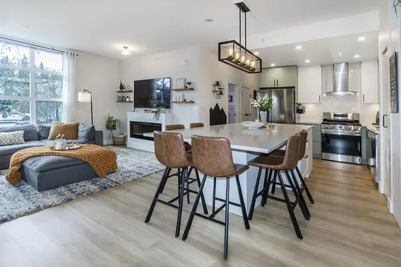 102 3602 Aldercrest Drive, North Vancouver For Sale - image 3