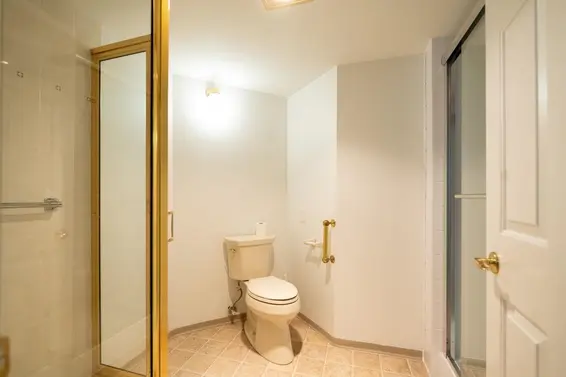 322 121 West 29 Street, North Vancouver For Sale - image 23