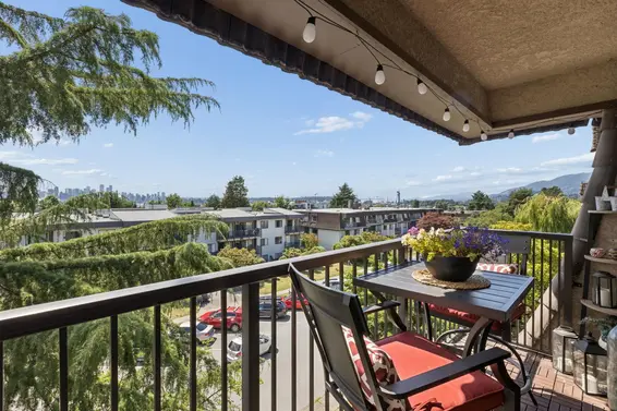 304 252 West 2nd Street, North Vancouver For Sale - image 14