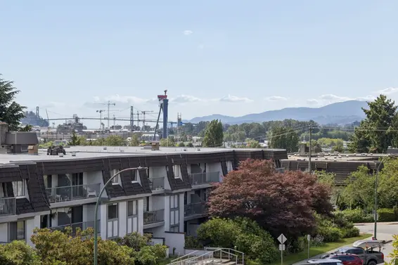 304 252 West 2nd Street, North Vancouver For Sale - image 24