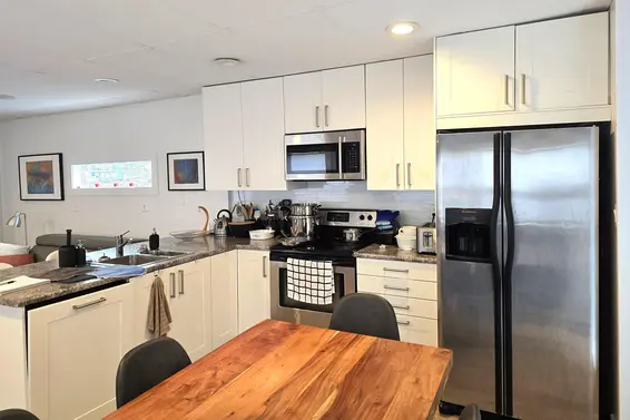 GNB20 415 West Esplanade, North Vancouver For Sale - image 4