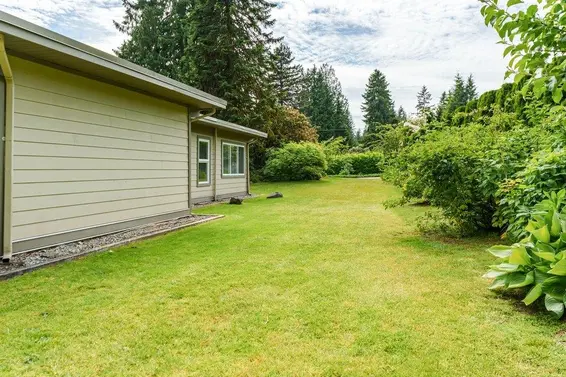 378 St. James Crescent, West Vancouver For Sale - image 37
