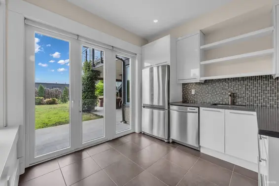2548 Mathers Avenue, West Vancouver For Sale - image 35