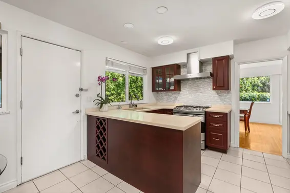 4780 Estevan Place, West Vancouver For Sale - image 11