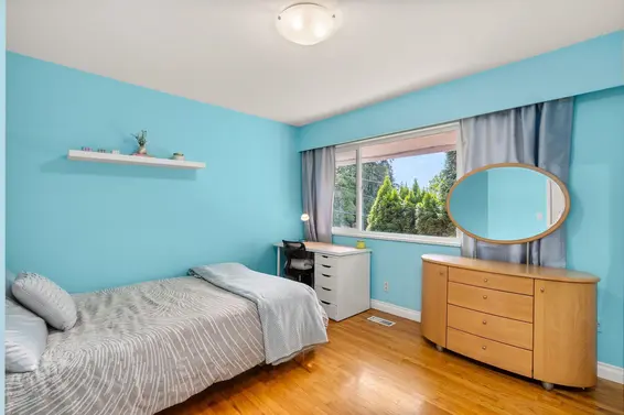 4780 Estevan Place, West Vancouver For Sale - image 20