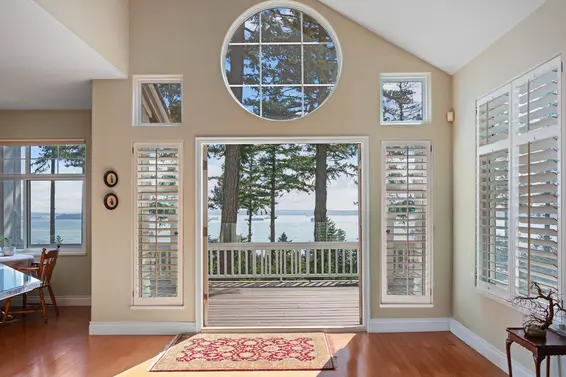 4 5110 Alderfeild Place, West Vancouver For Sale - image 2