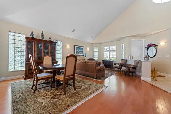 4 5110 Alderfeild Place, West Vancouver For Sale - image 8