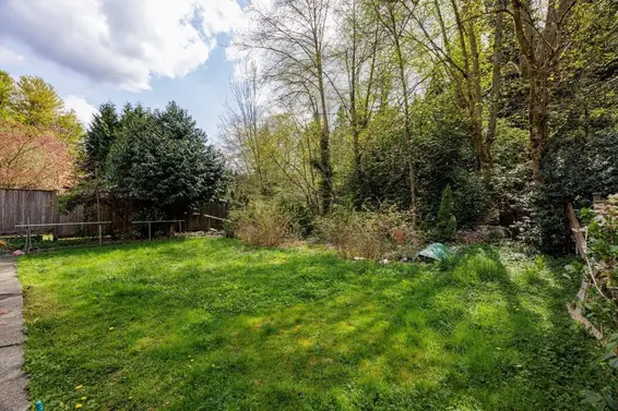 4339 Cliffmont Road, North Vancouver For Sale - image 11