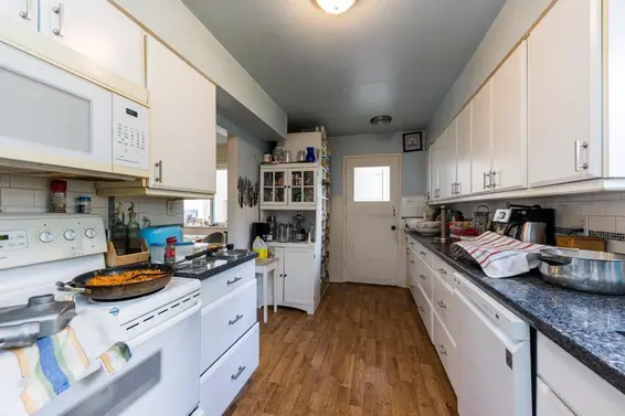 4339 Cliffmont Road, North Vancouver For Sale - image 24