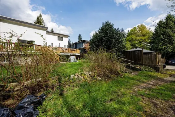 4339 Cliffmont Road, North Vancouver For Sale - image 9