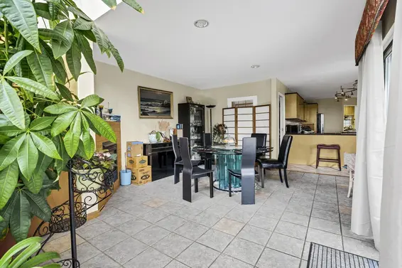 4582 Woodgreen Court, West Vancouver For Sale - image 12