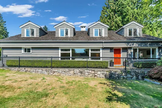 4442 Regency Place, West Vancouver For Sale - image 2