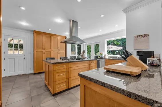 4442 Regency Place, West Vancouver For Sale - image 23