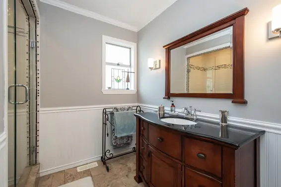 4594 Teviot Place, North Vancouver For Sale - image 20