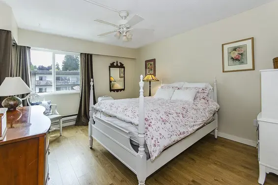 202 105 West Kings Road, North Vancouver For Sale - image 18