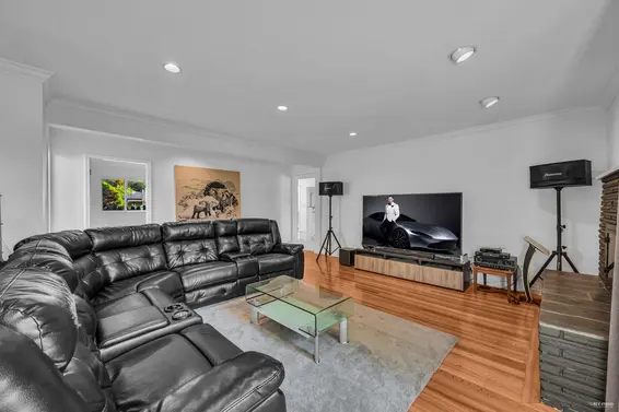 310 Macbeth Crescent, West Vancouver For Sale - image 16