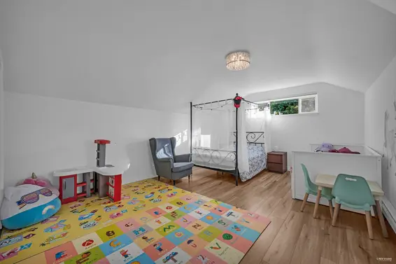 310 Macbeth Crescent, West Vancouver For Sale - image 20