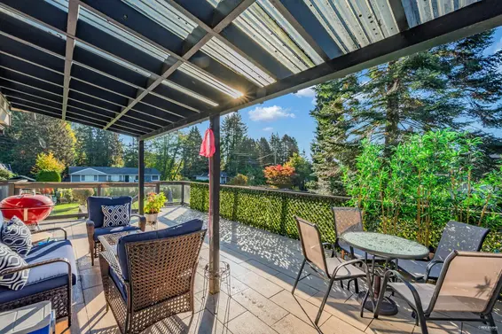 310 Macbeth Crescent, West Vancouver For Sale - image 32