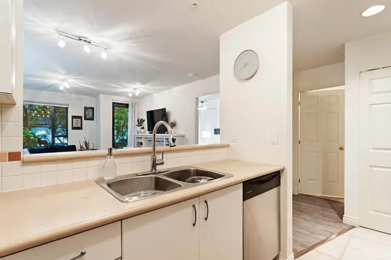 103 175 East 10th Street, North Vancouver For Sale - image 7