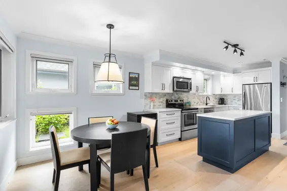 1121 St. Andrews Avenue, North Vancouver For Sale - image 11