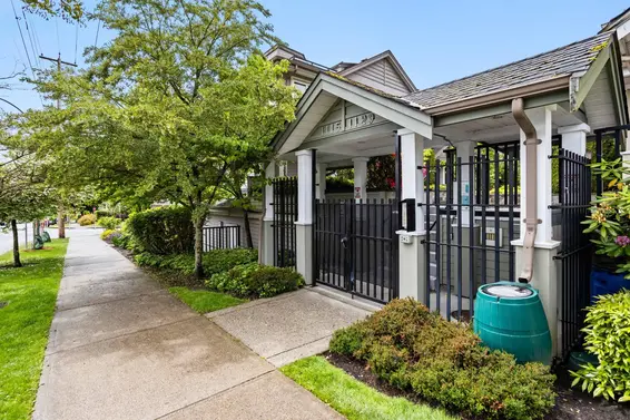 1121 St. Andrews Avenue, North Vancouver For Sale - image 34