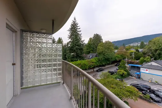 502 570 18th Street, West Vancouver For Sale - image 25