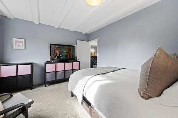 201 341 Mahon Avenue, North Vancouver For Sale - image 11