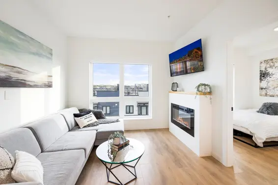 444 545 East 2nd Street, North Vancouver For Sale - image 11