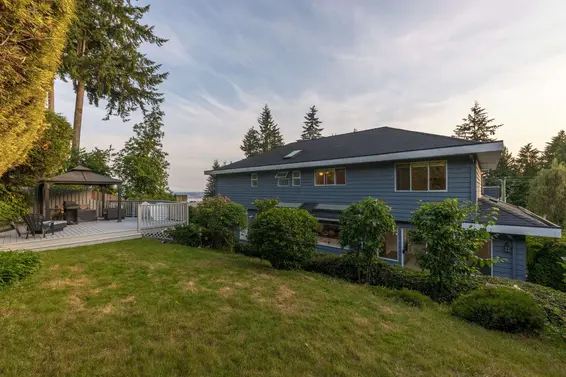456 Montroyal Boulevard, North Vancouver For Sale - image 24