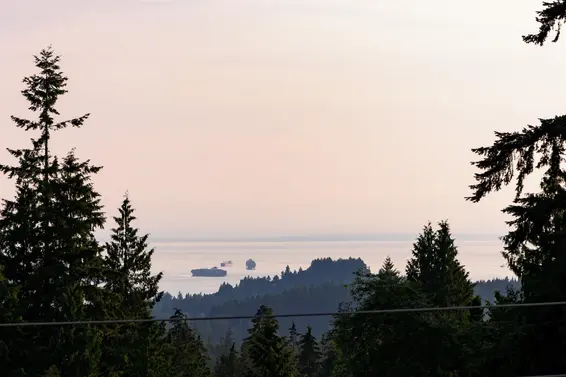 456 Montroyal Boulevard, North Vancouver For Sale - image 28
