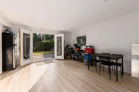 456 Montroyal Boulevard, North Vancouver For Sale - image 31