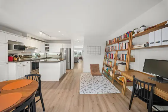18 222 East 5th Street, North Vancouver For Sale - image 12