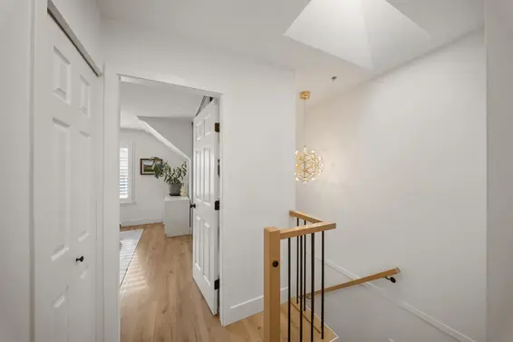 18 222 East 5th Street, North Vancouver For Sale - image 19