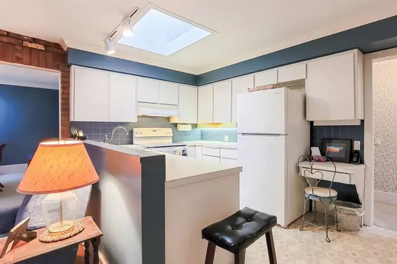 4649 Clovelly Walk, West Vancouver For Sale - image 19