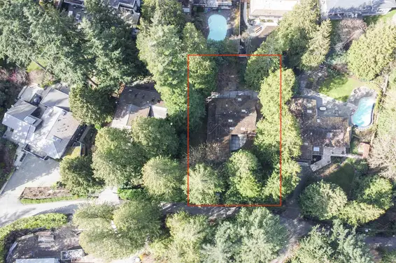 4649 Clovelly Walk, West Vancouver For Sale - image 3