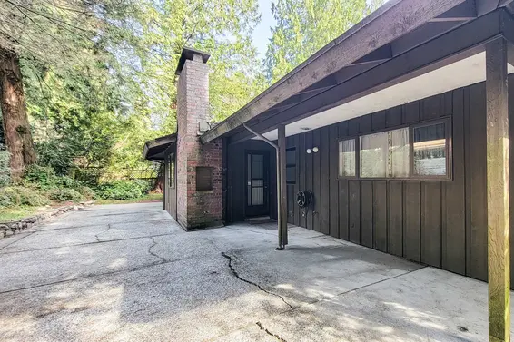 4649 Clovelly Walk, West Vancouver For Sale - image 37