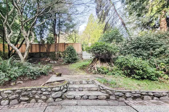 4649 Clovelly Walk, West Vancouver For Sale - image 39