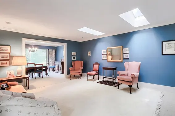 4649 Clovelly Walk, West Vancouver For Sale - image 7