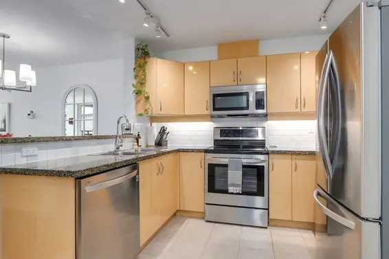 414 345 Lonsdale Avenue, North Vancouver For Sale - image 17