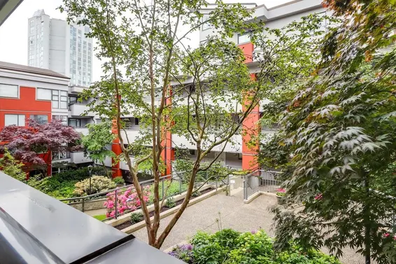 414 345 Lonsdale Avenue, North Vancouver For Sale - image 3