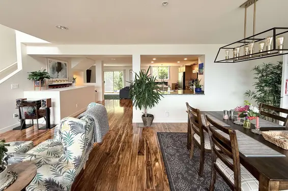 8676 Seascape Drive, West Vancouver For Sale - image 11