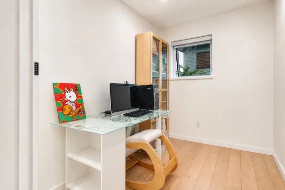 42 528 East 2nd Street, North Vancouver For Sale - image 6
