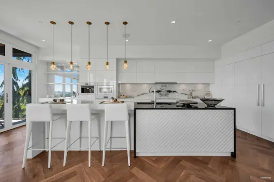 2121 Union Court, West Vancouver For Sale - image 10
