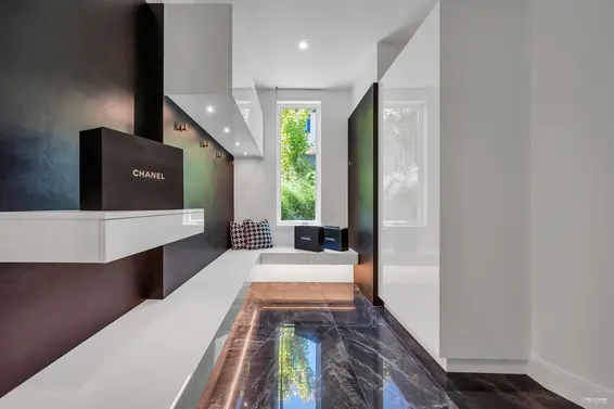 2121 Union Court, West Vancouver For Sale - image 17