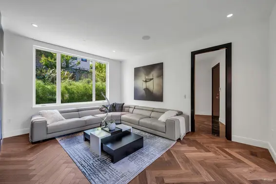 2121 Union Court, West Vancouver For Sale - image 18